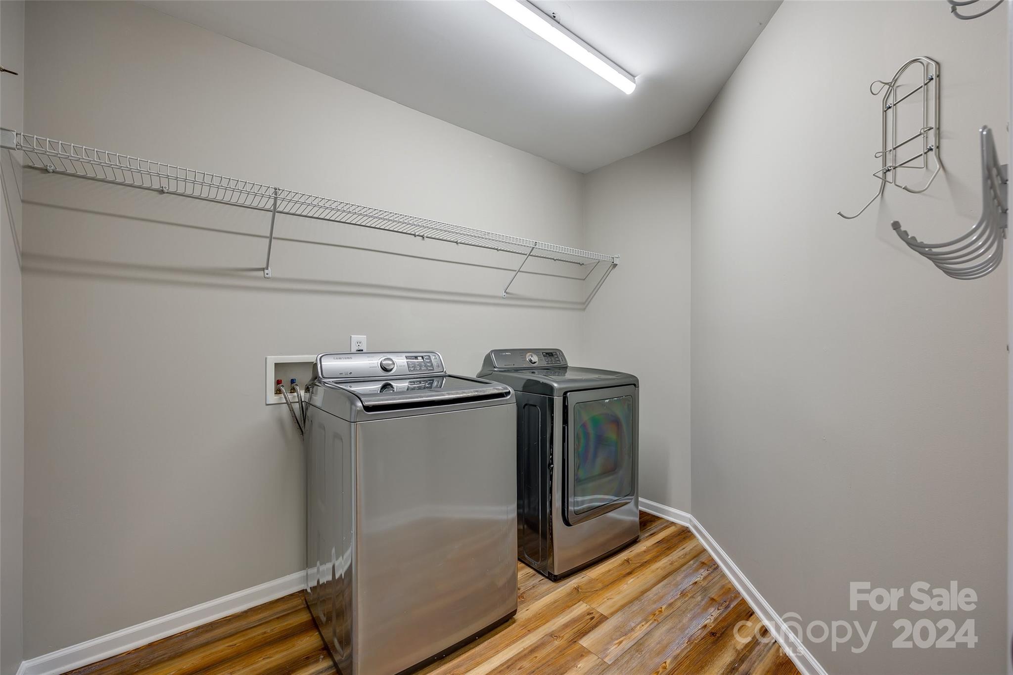 Holly Hill - Residential