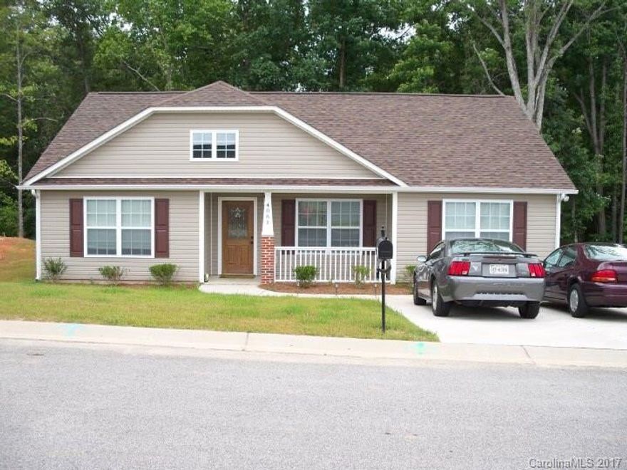 Don't Miss This One!!! Great Home in Great Neighborhood.  This three bedroom, 2 bath offers a unique floor plan for this neighborhood.  Come see this today.