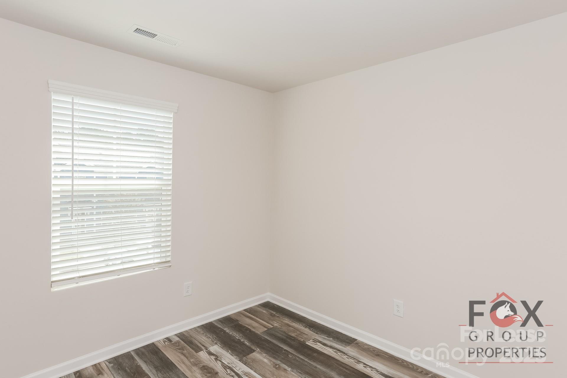 Dogwood Trail - Residential Lease