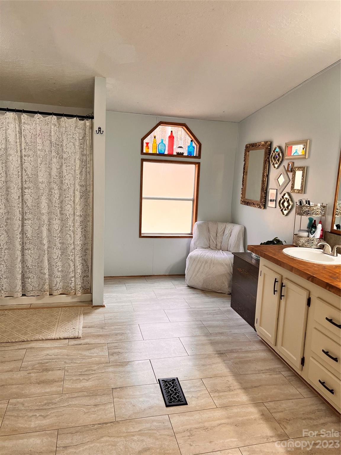 Cove Springs - Residential