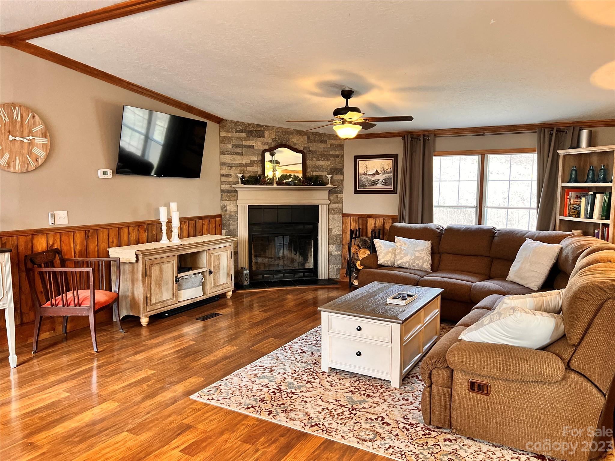 Cove Springs - Residential