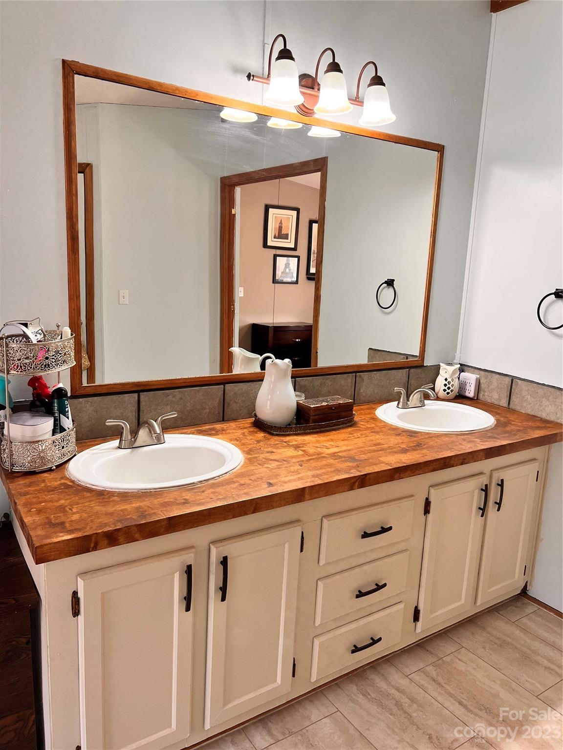 Cove Springs - Residential