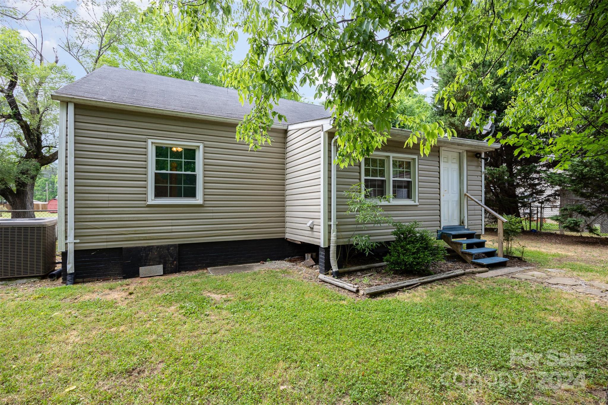 Elliott Heights - Residential