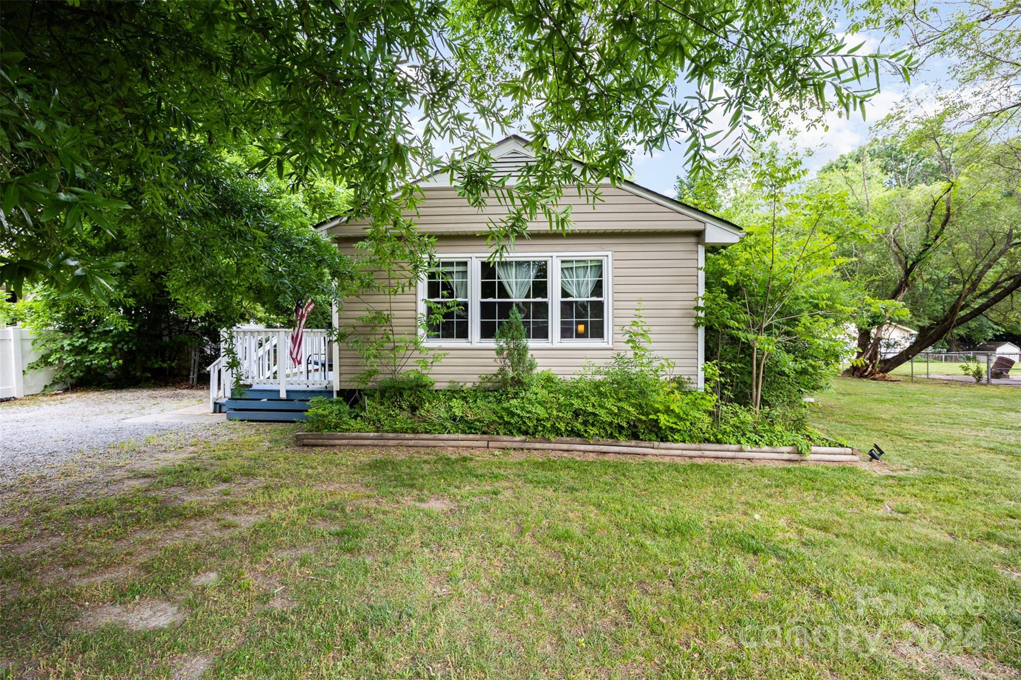 Elliott Heights - Residential