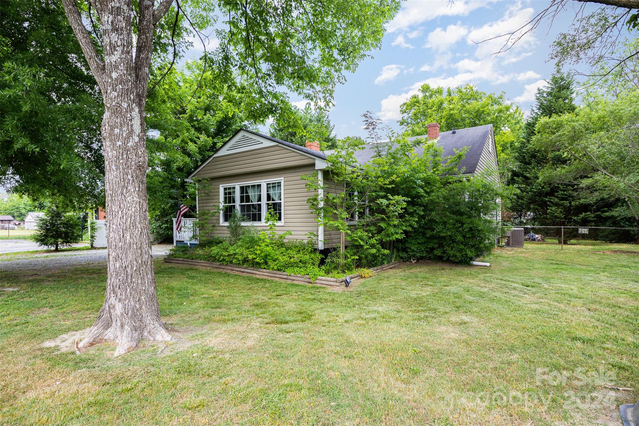 Elliott Heights - Residential