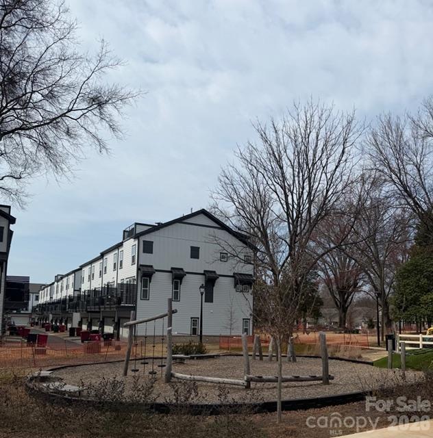 Parkside Commons - Residential