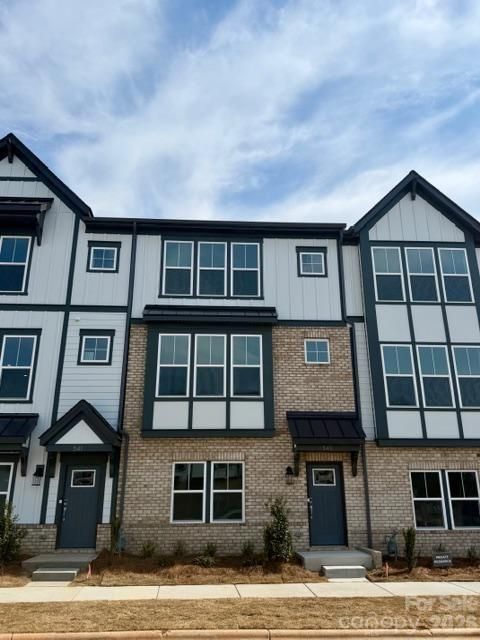 545 Annie Lowery Way Davidson NC 28036