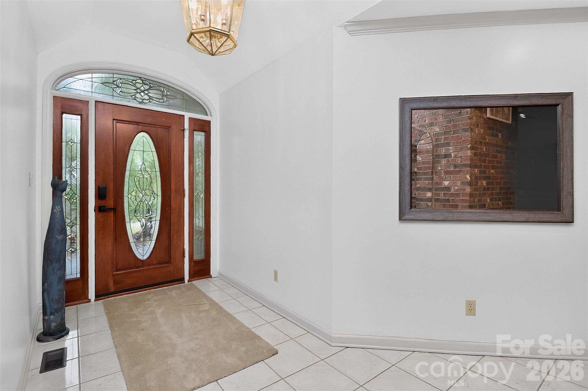 525 Shoreline Drive