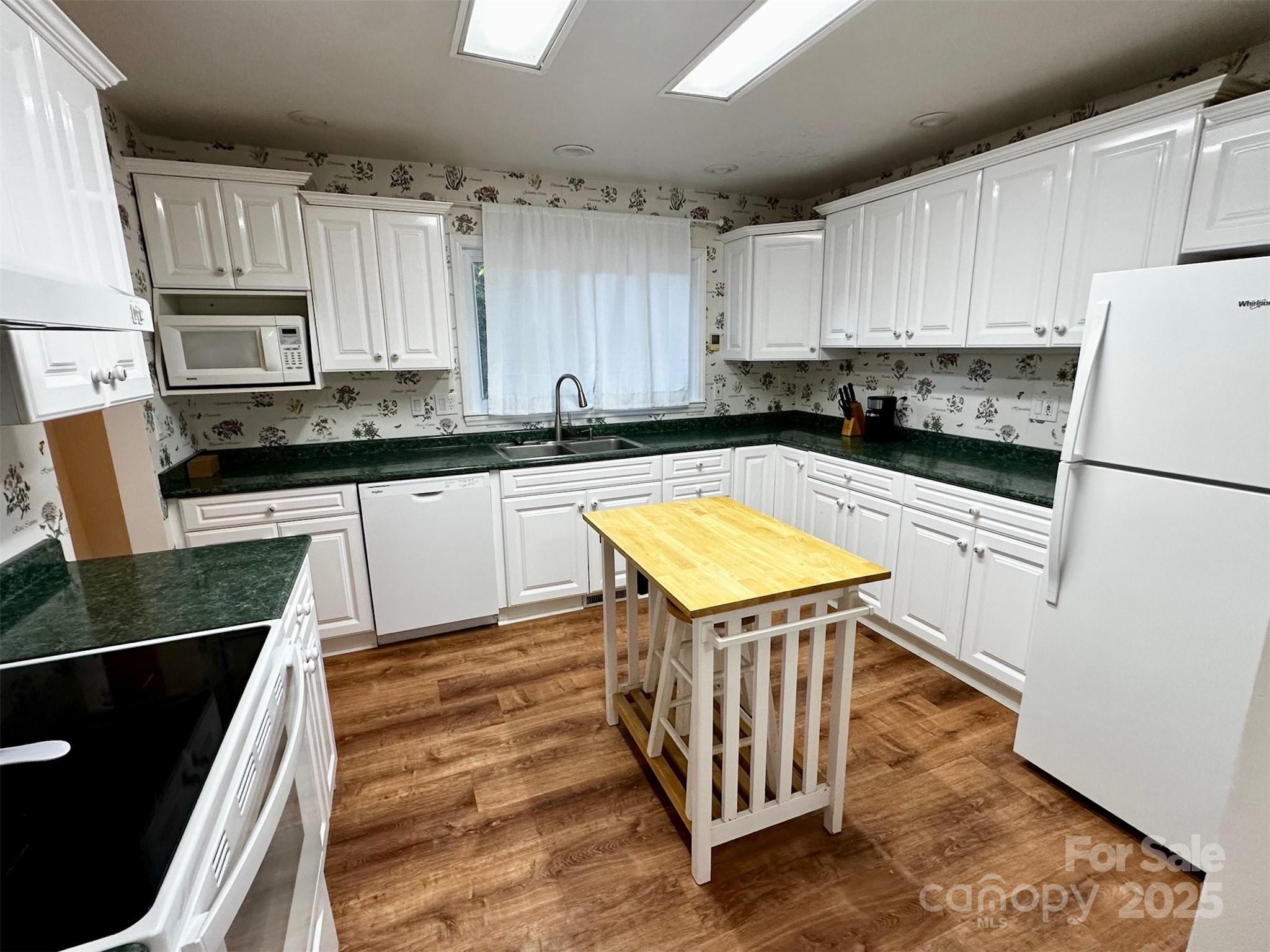 Stoney Mtn Estates - Residential