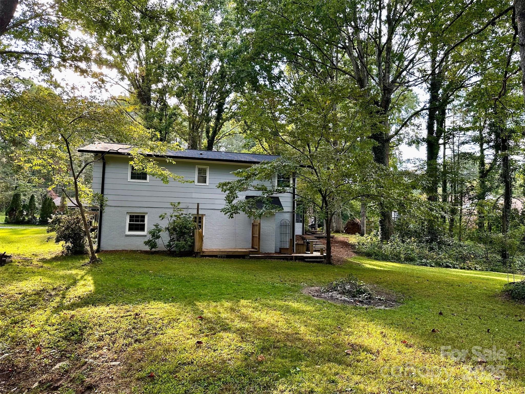 Stoney Mtn Estates - Residential