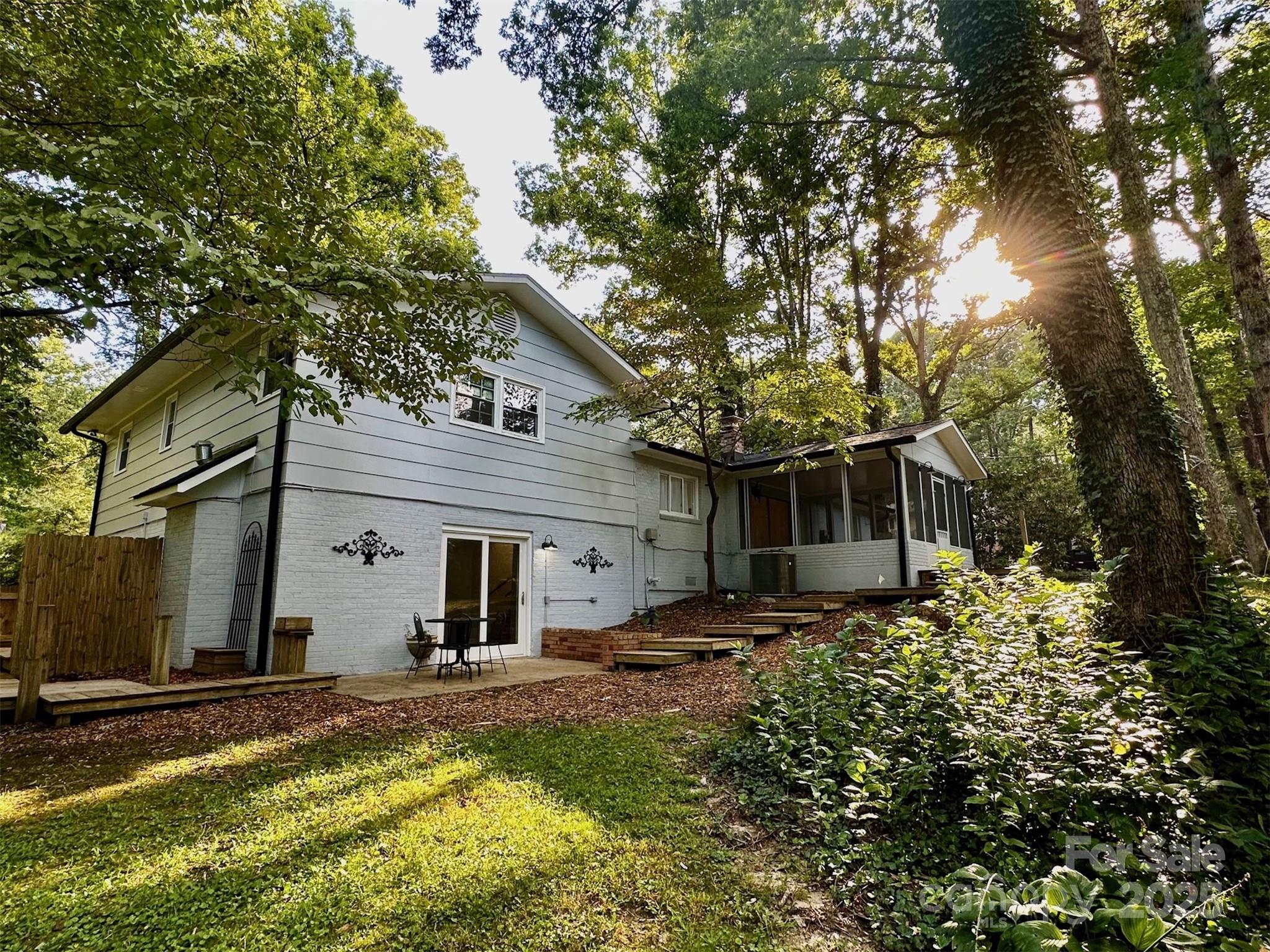 Stoney Mtn Estates - Residential