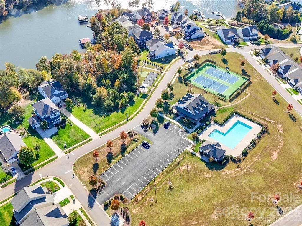 Edgewater - Residential