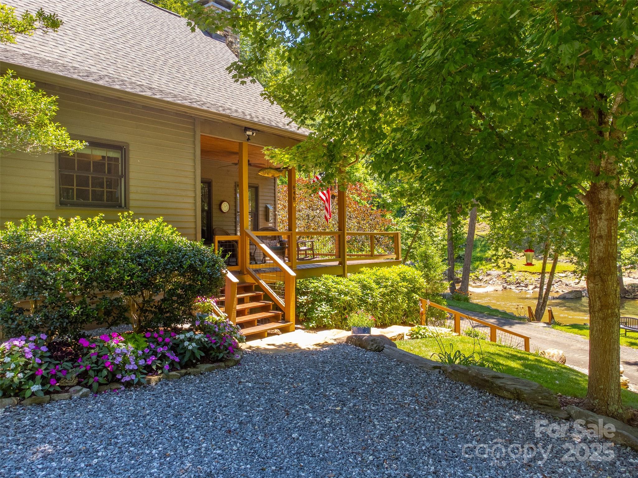 846 Duckback Trail