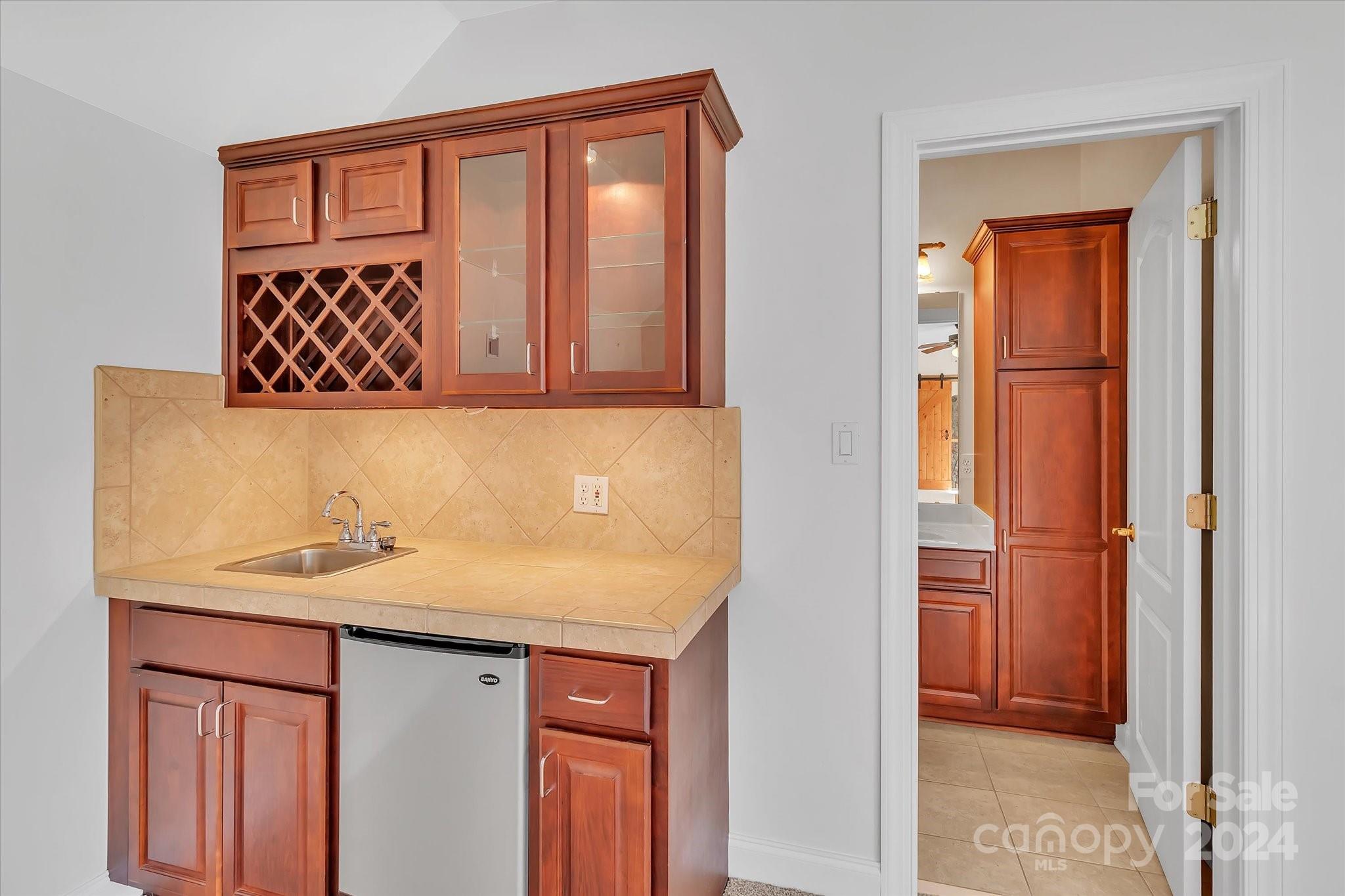 Joslin Pointe - Residential