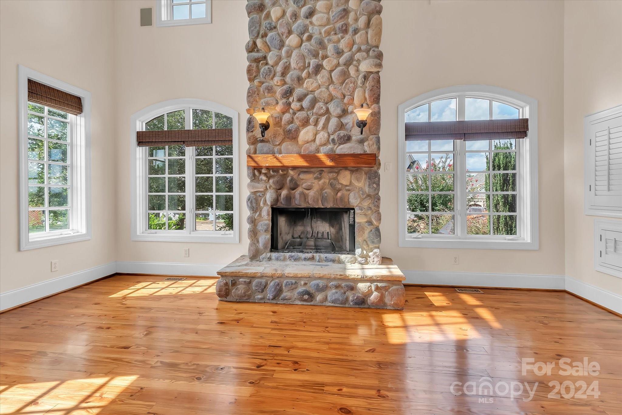 Joslin Pointe - Residential