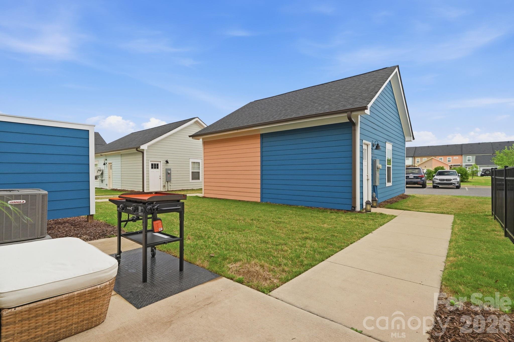 Riverwalk - Residential