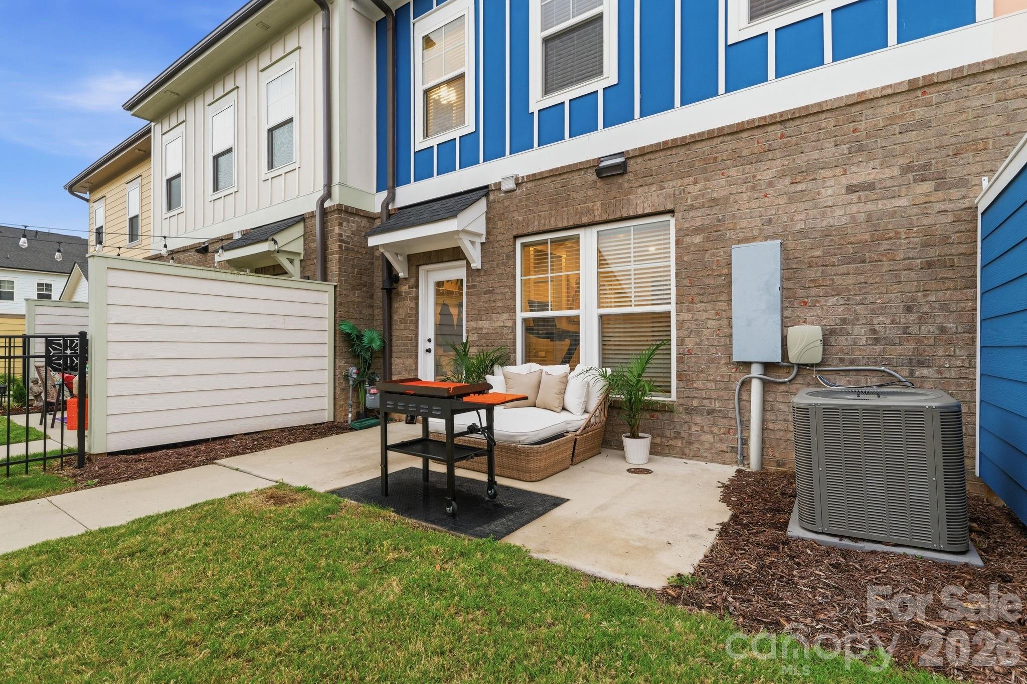 Riverwalk - Residential