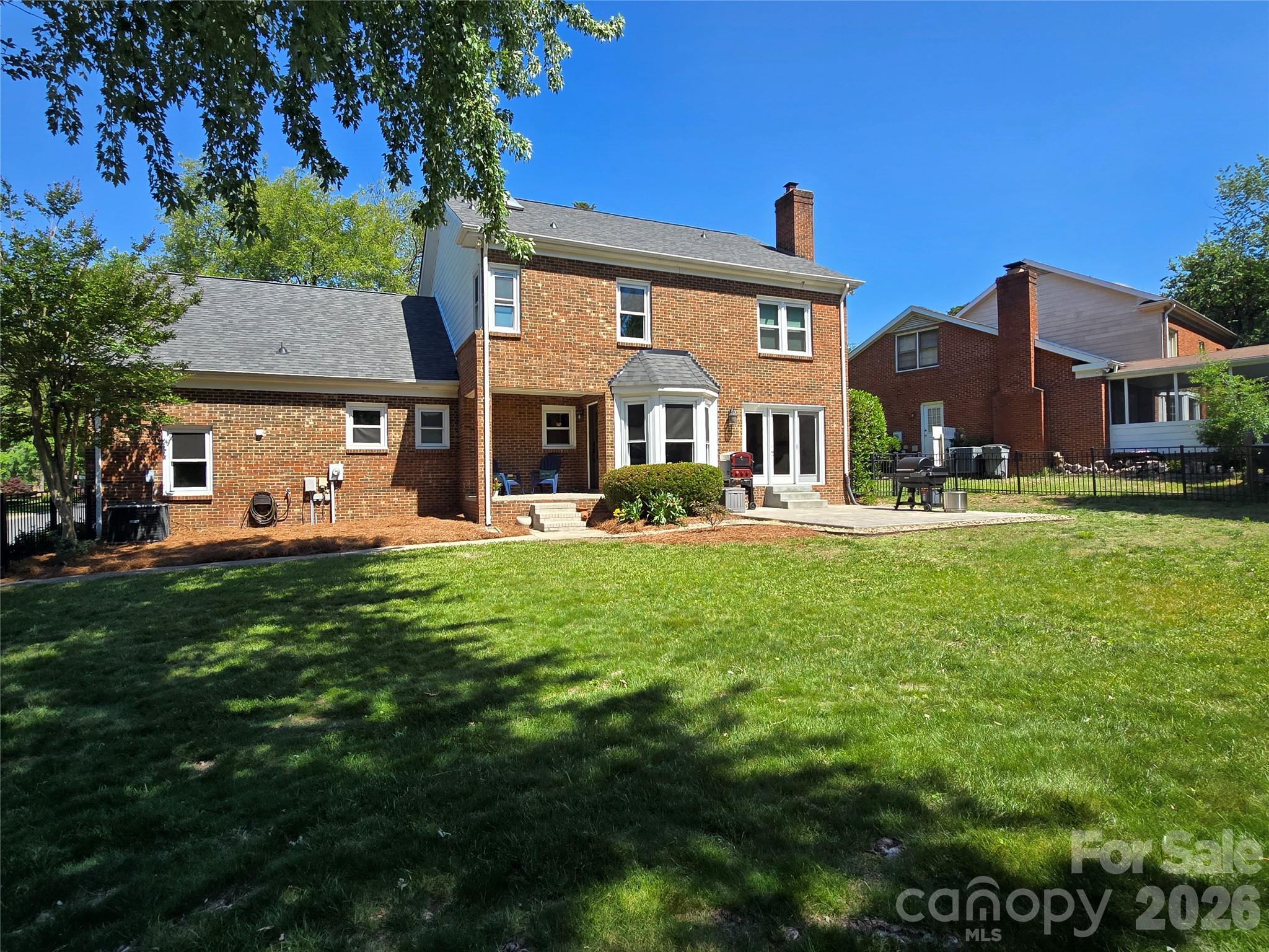Cameron Wood - Residential