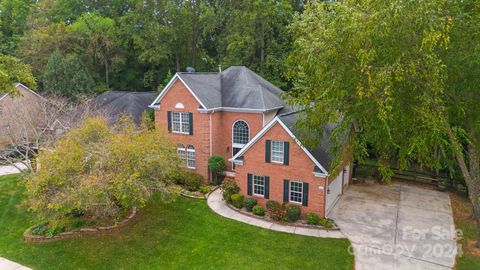 A home in Huntersville