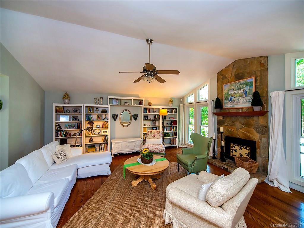 Tega Cay - Residential