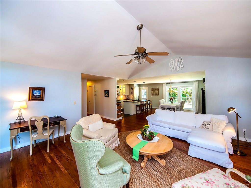 Tega Cay - Residential