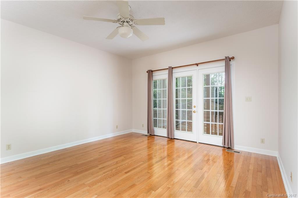 Mills Pointe - Residential