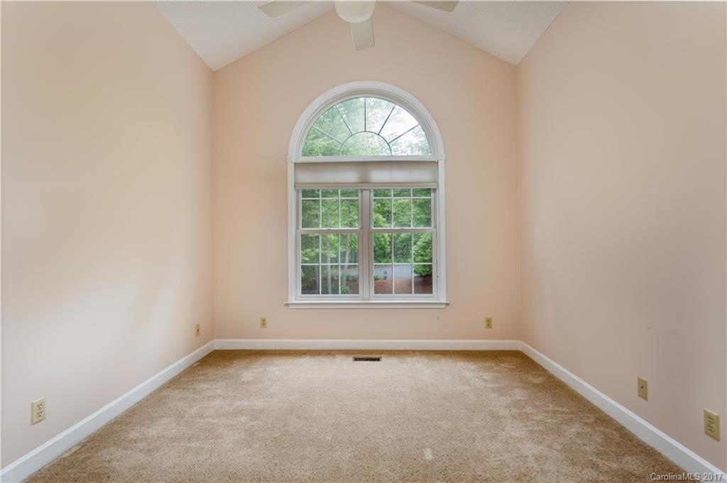 Mills Pointe - Residential