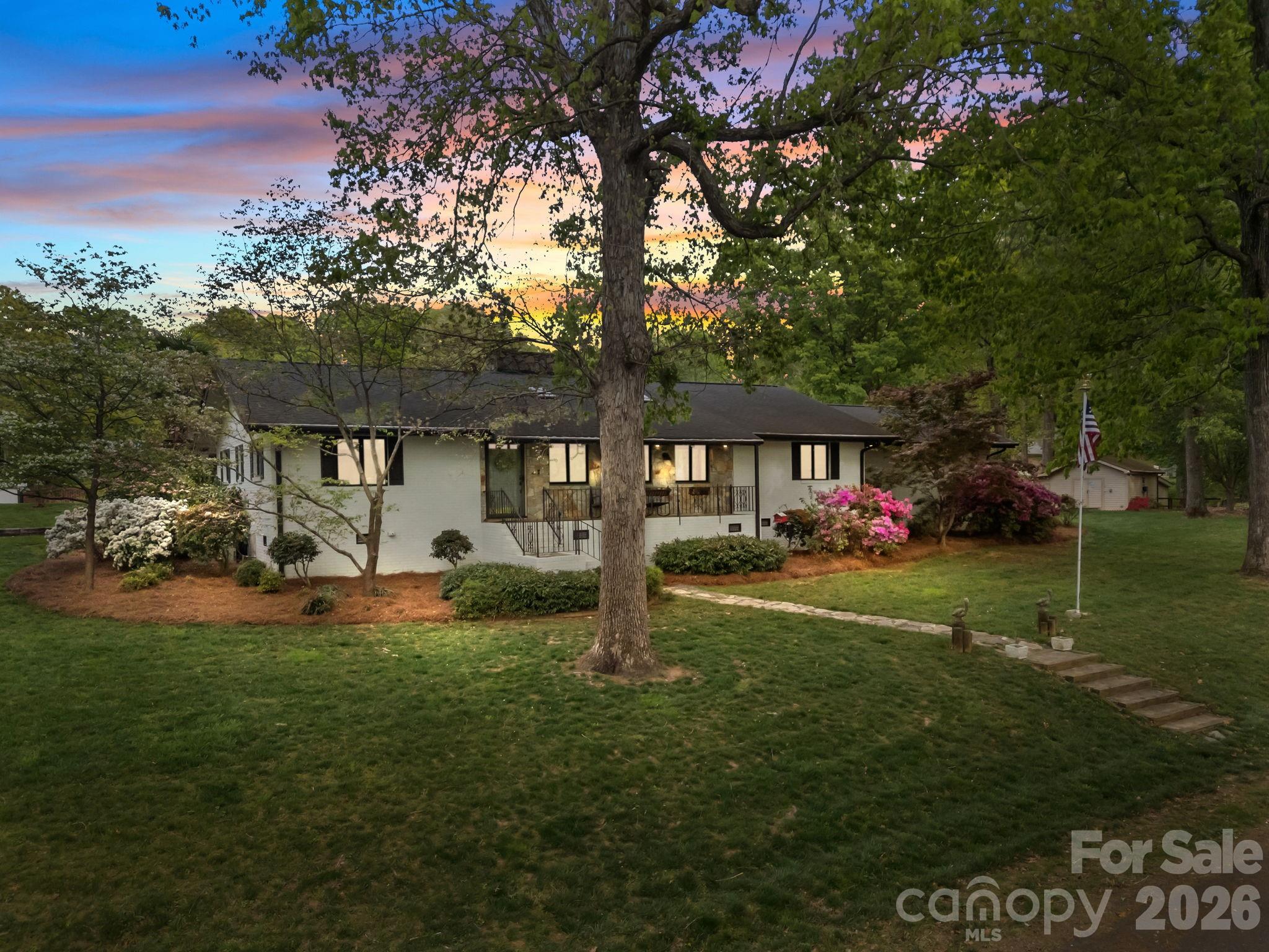 10708 Willow Oak Road