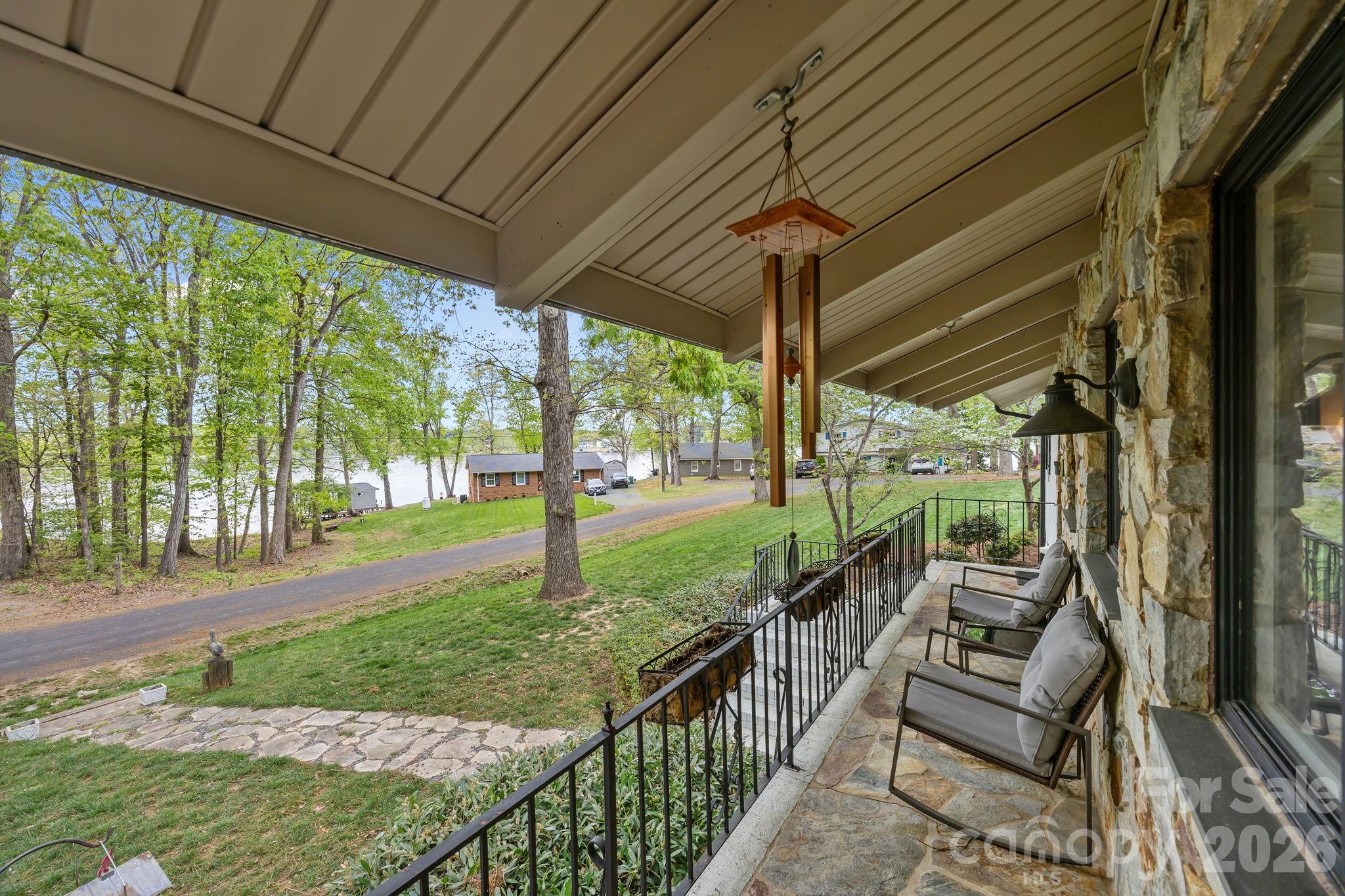 10708 Willow Oak Road