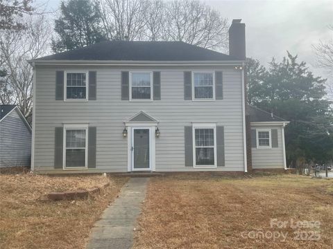 Photo of 7400 Lea Wood Lane, Charlotte, NC 28227 (MLS # 4330434)