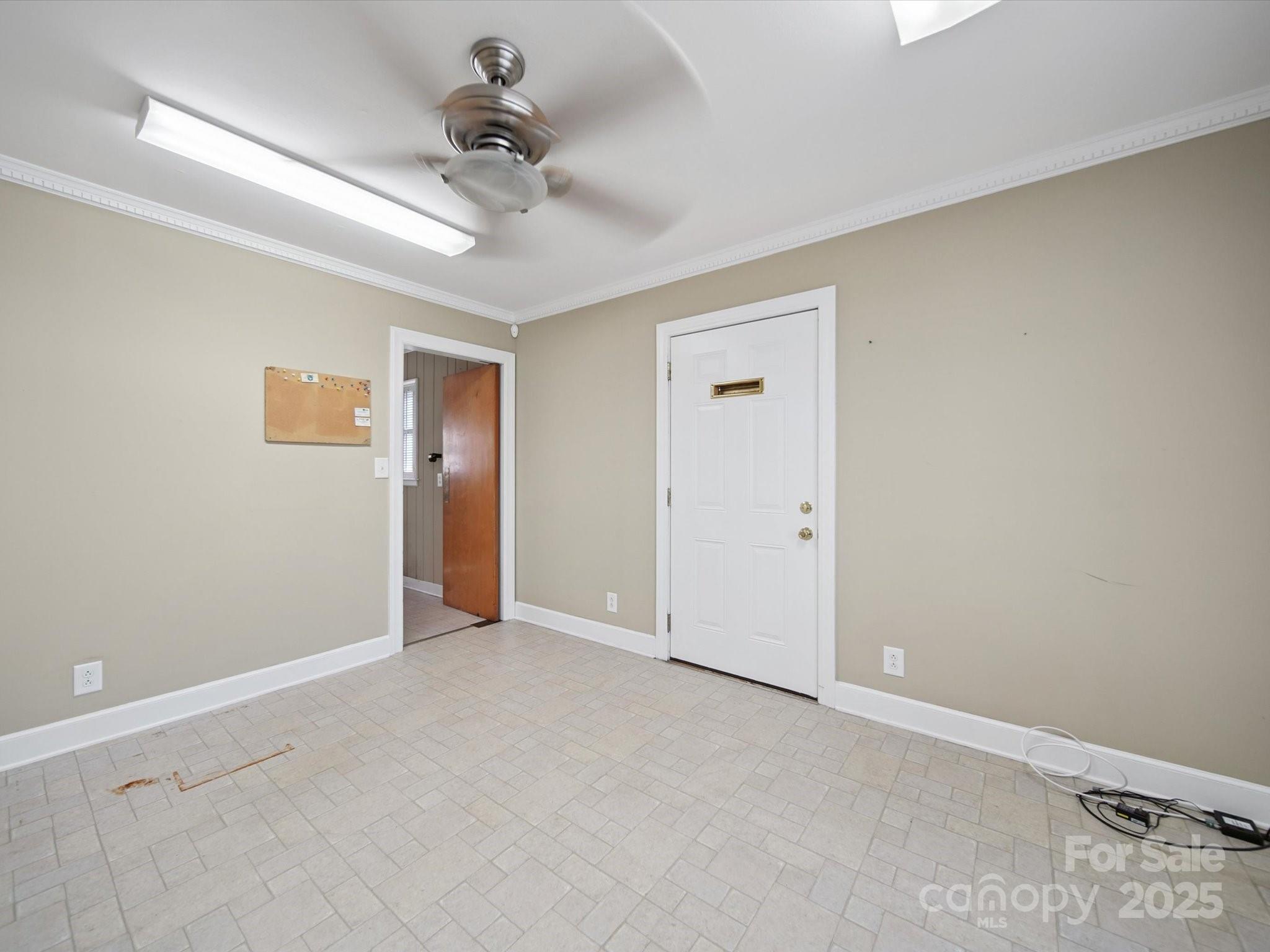 202 Greenwood Lane