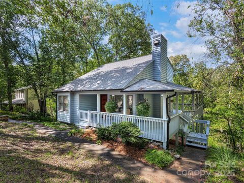 66 High Country Road Weaverville NC 28787