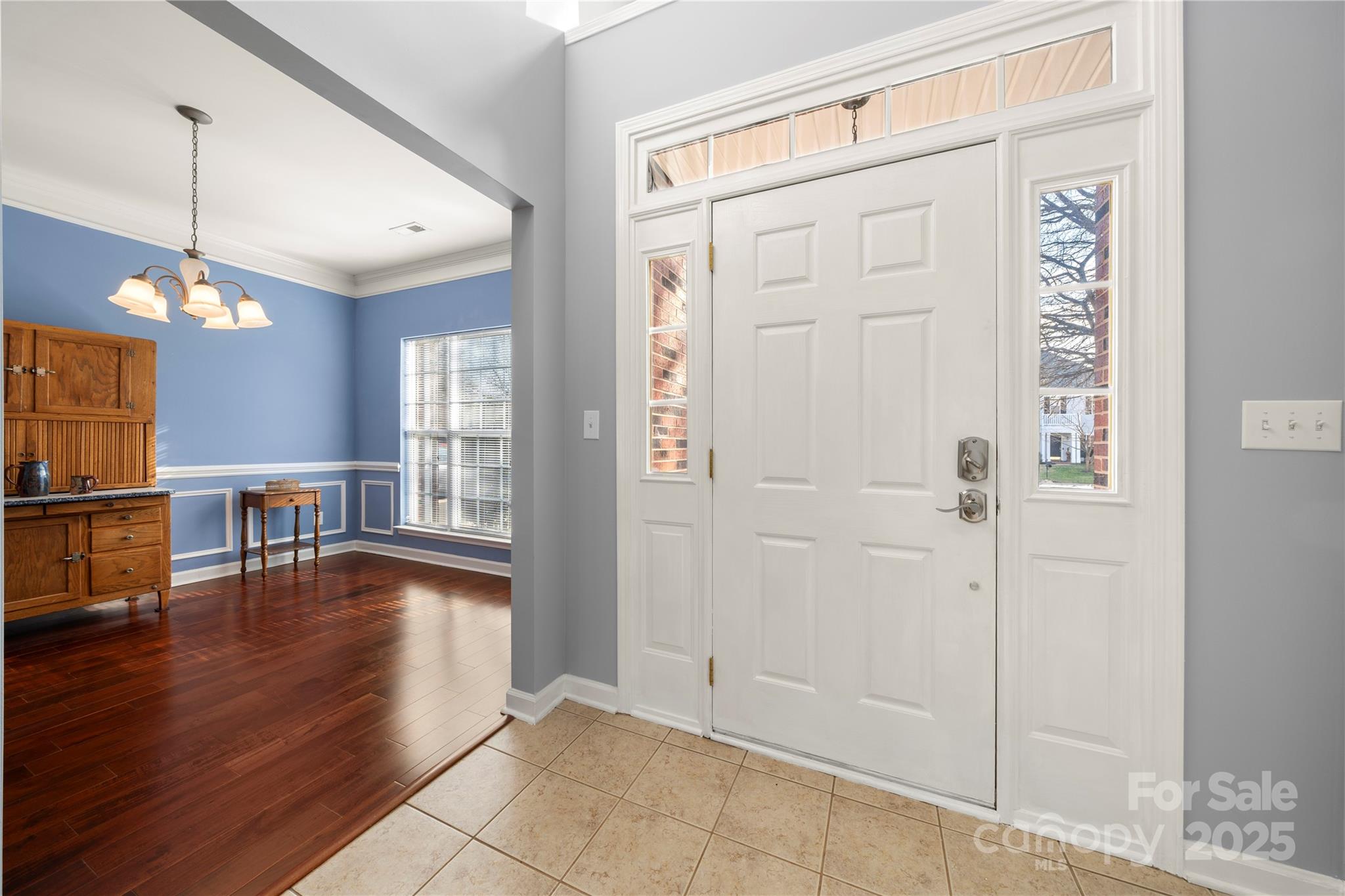 219 Harrowfield Heights