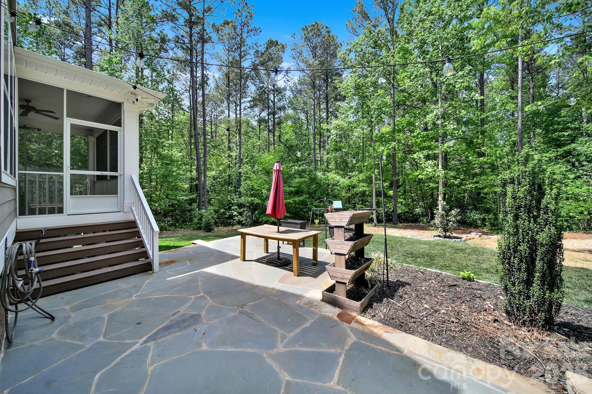 Henrys Glen - Residential