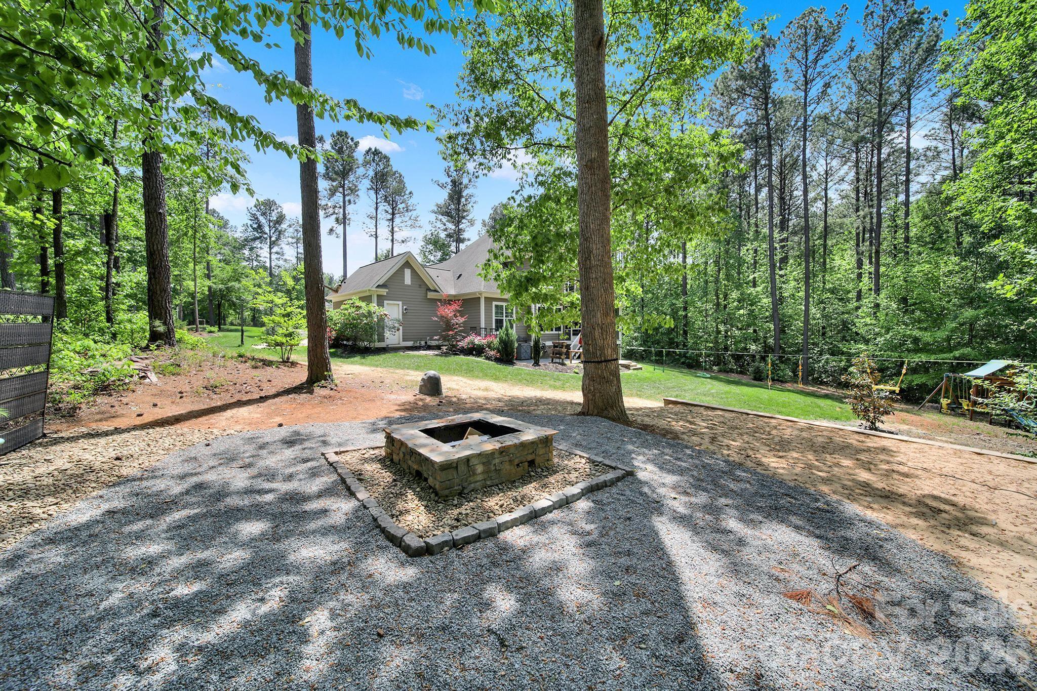 Henrys Glen - Residential