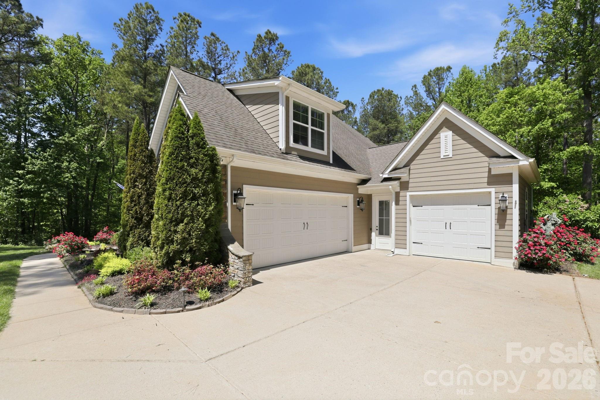 1026 Ledge Wood Lane