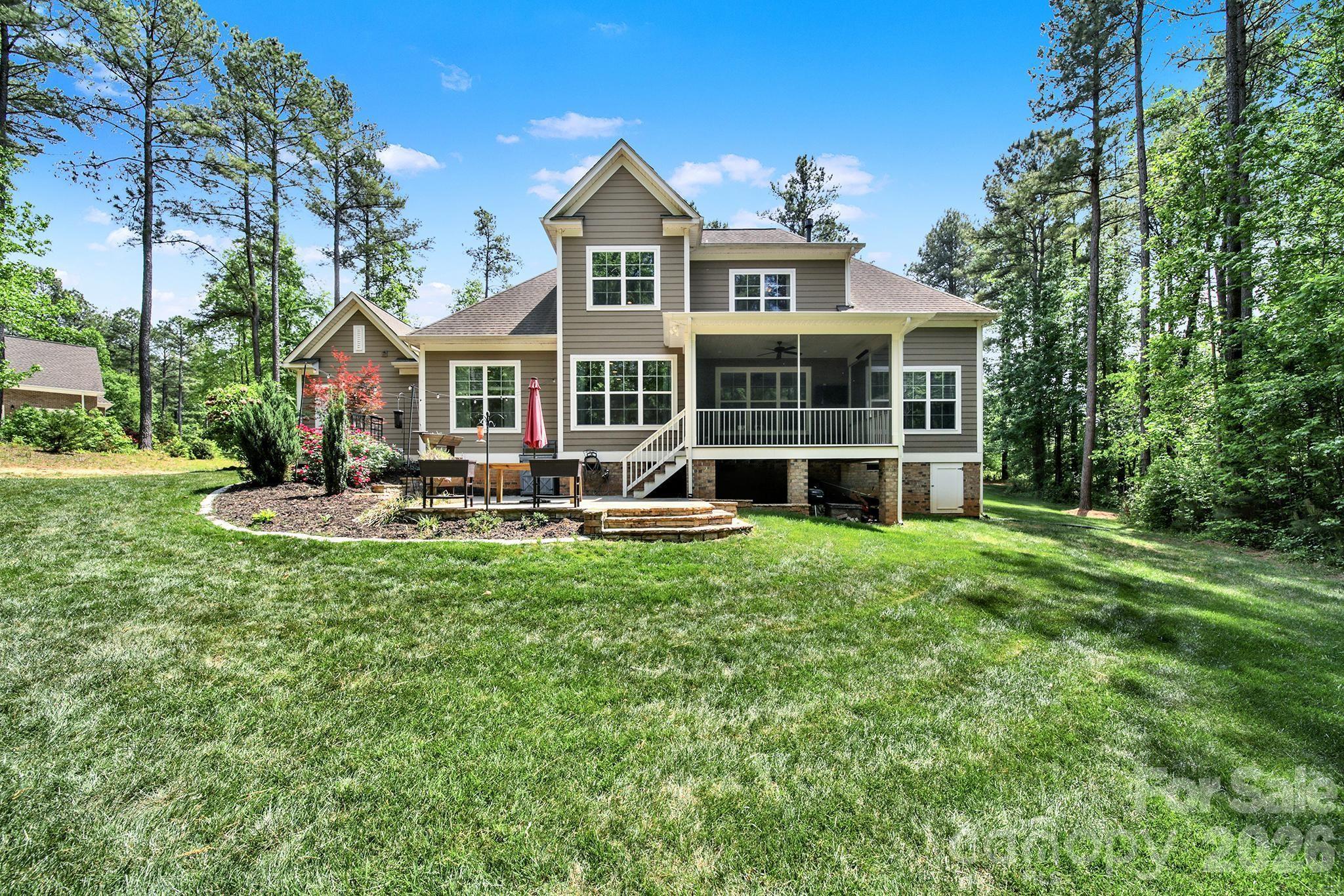 Henrys Glen - Residential