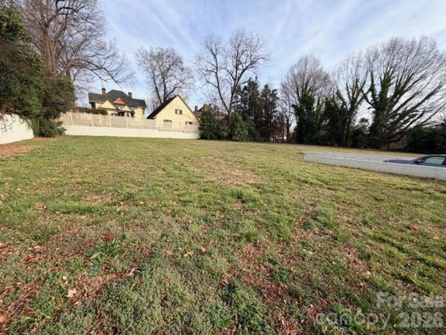 Prime half-acre commercial lot in the thriving historic downtown district of Statesville. This elevated, cleared parcel offers an ideal canvas for a visionary mixed-use development, allowing for commercial space below and residential units above. With a height allowance of up to 80 feet, developers have the opportunity to create a landmark property in one of the area’s most dynamic downtown settings.