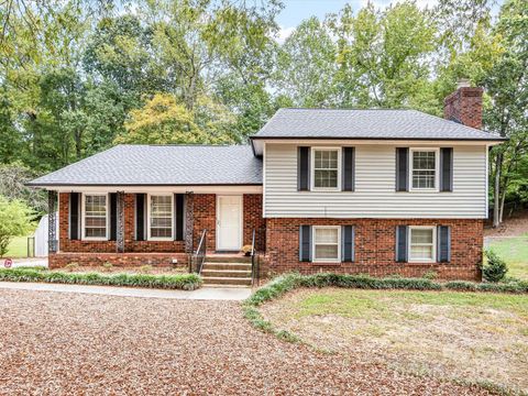 7322 Kilcullen Drive Charlotte NC 28270