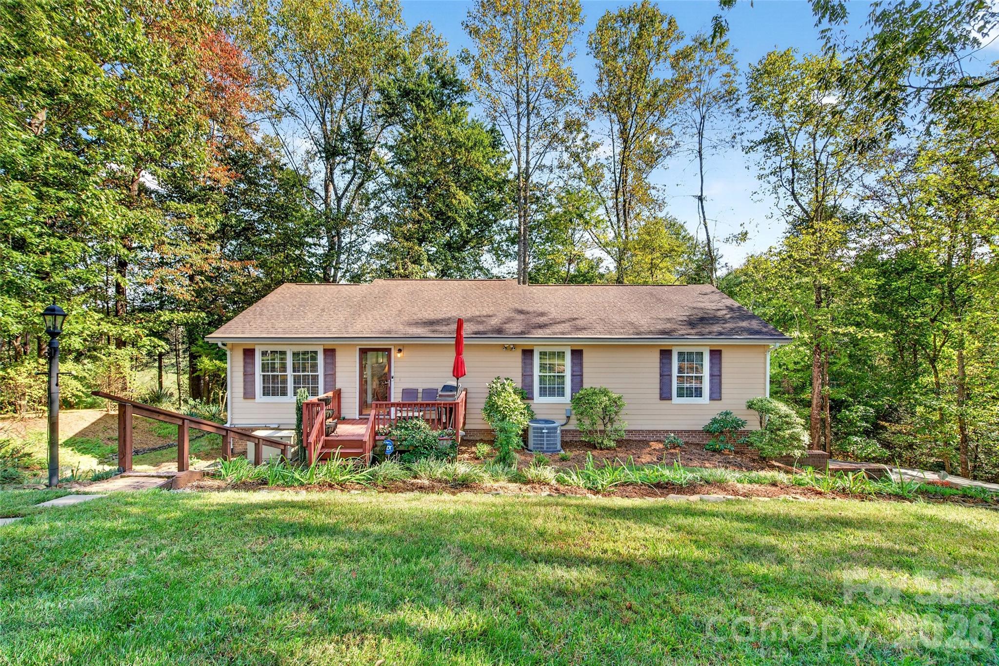 337 & 345 Avery Creek Road