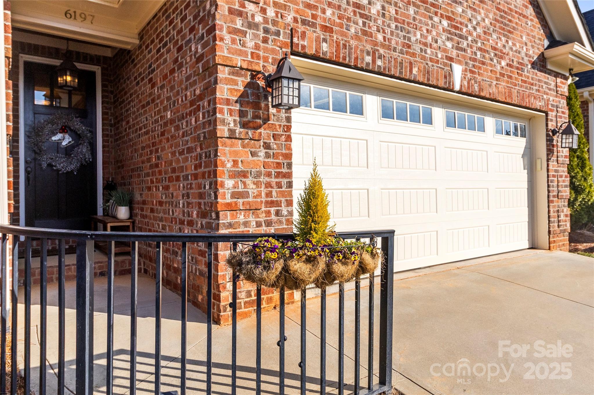 6197 Gold Springs Way