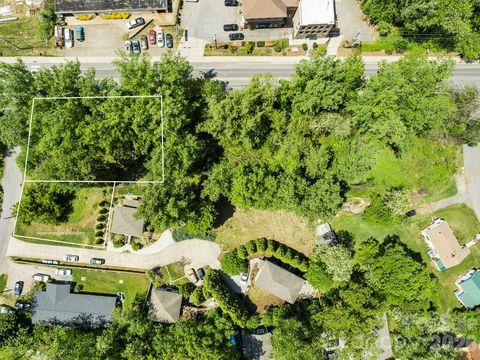 Photo of 9999 Euclid Boulevard, Asheville, NC 28806 (MLS # 4369938)