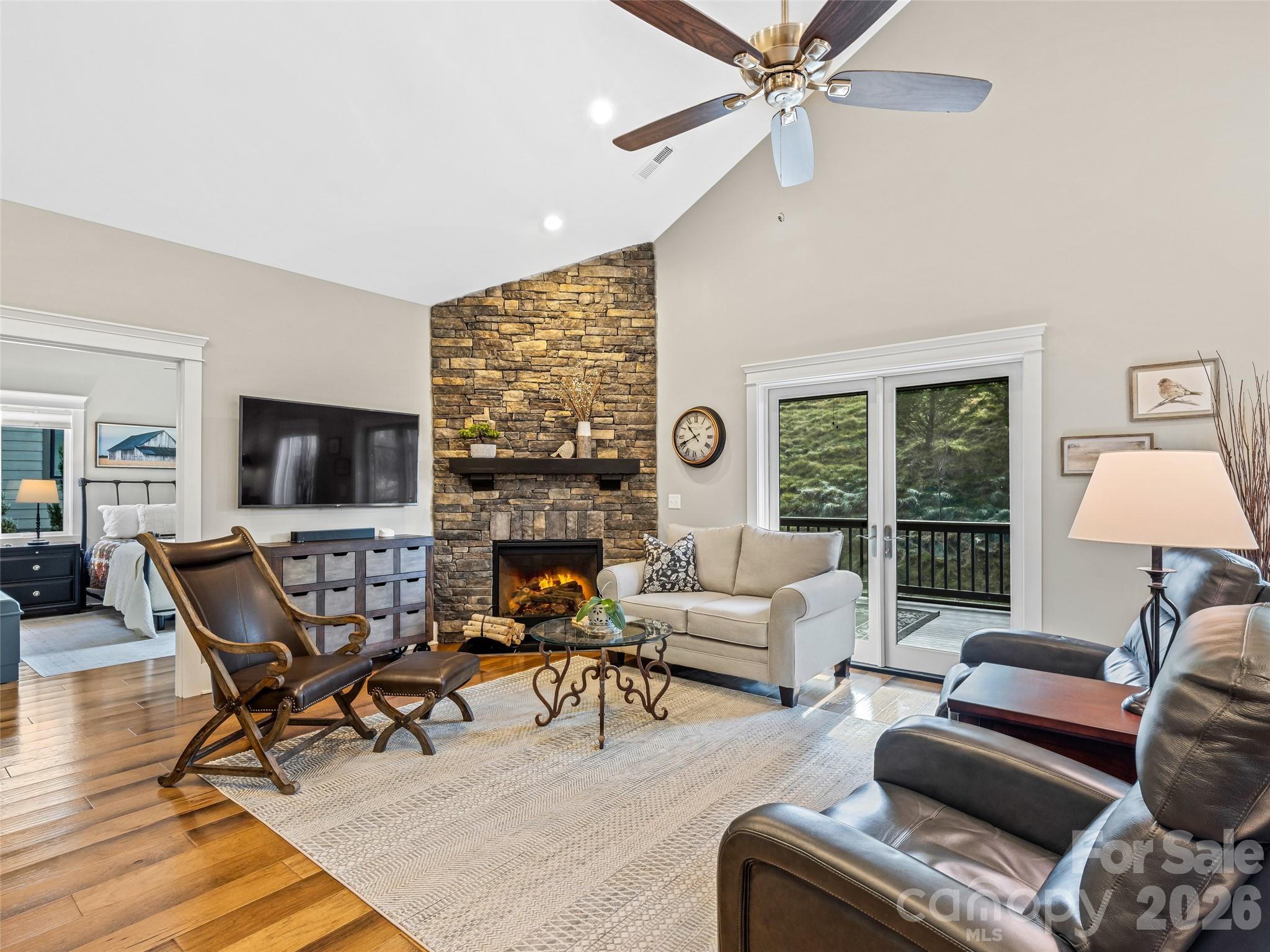 Cummings Cove - Residential