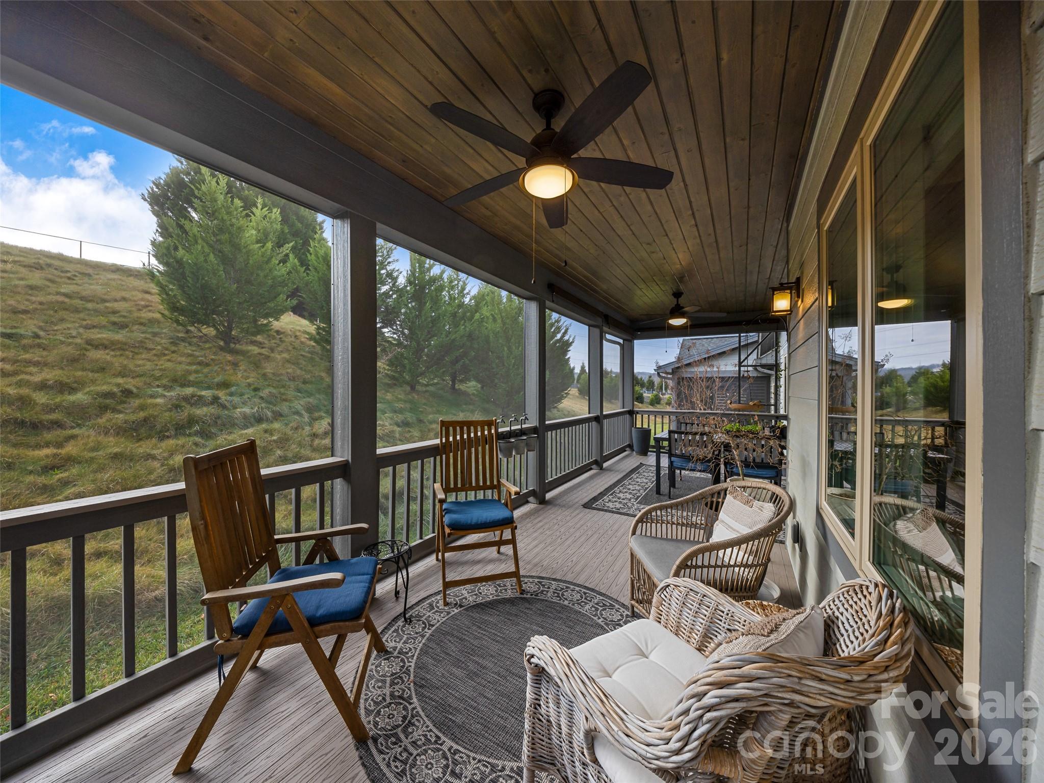 Cummings Cove - Residential