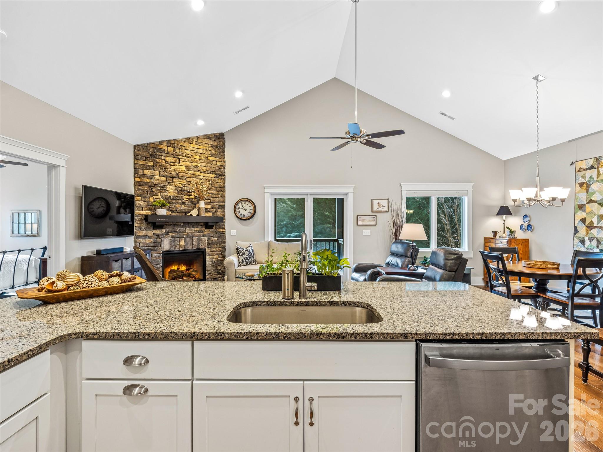 Cummings Cove - Residential