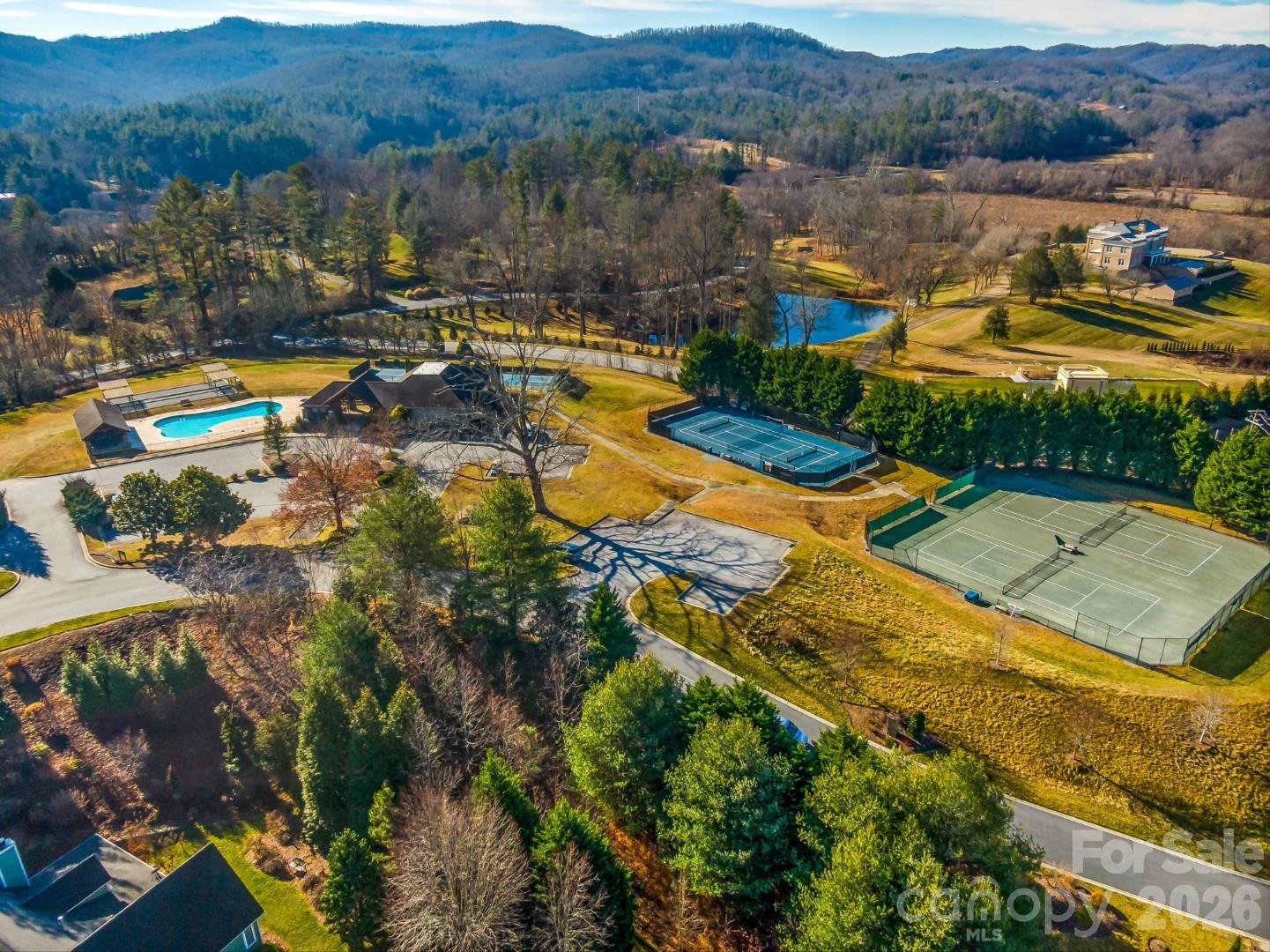 Cummings Cove - Residential