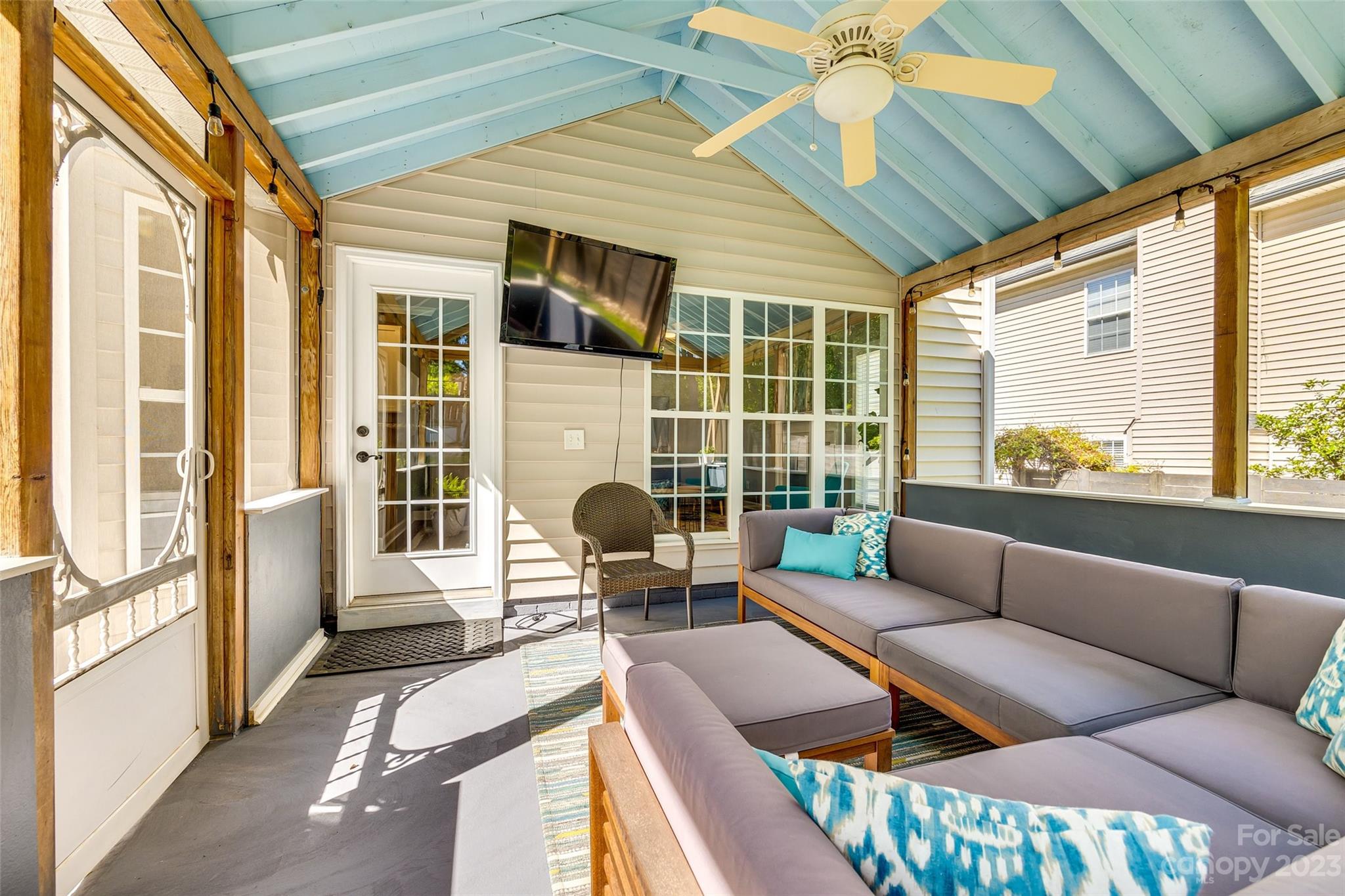 Thornblade Hills - Residential