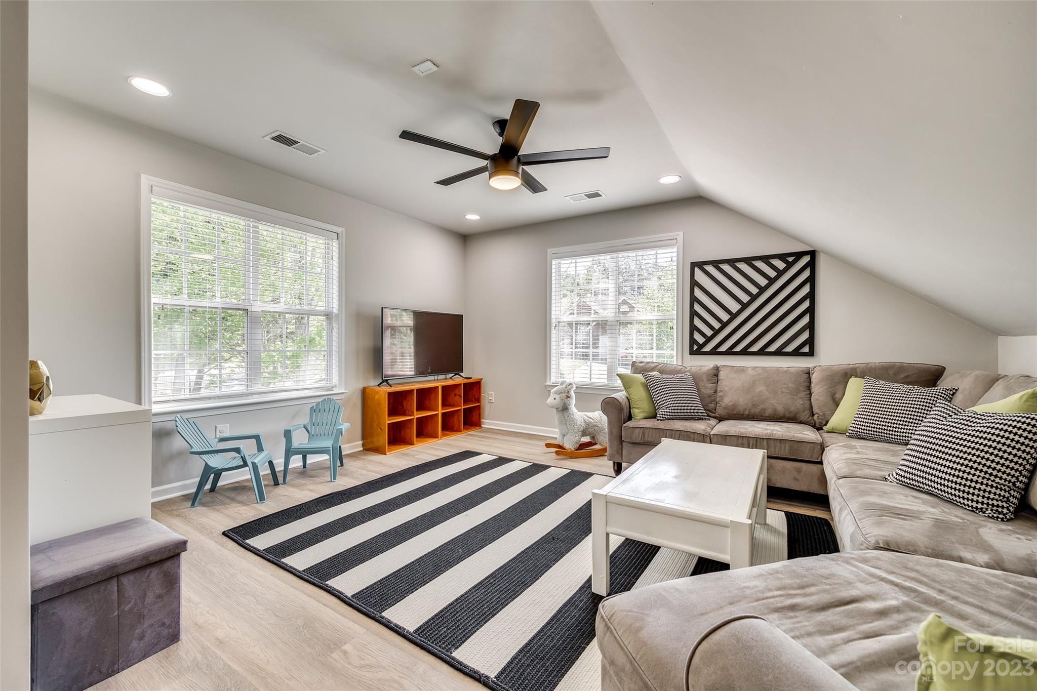 Thornblade Hills - Residential