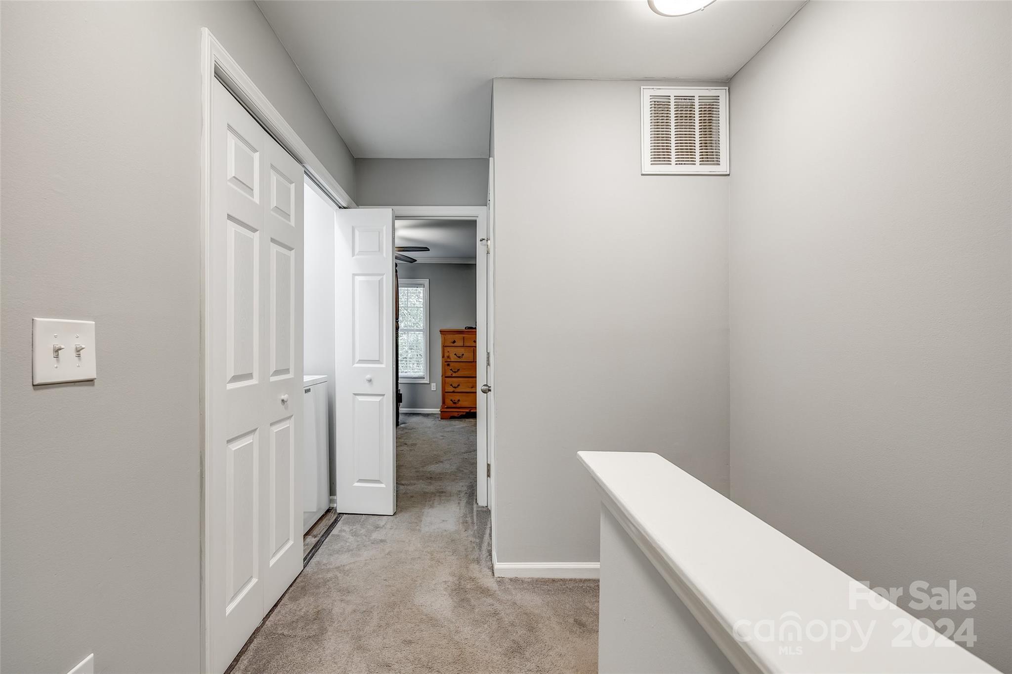 Manor Lake - Residential