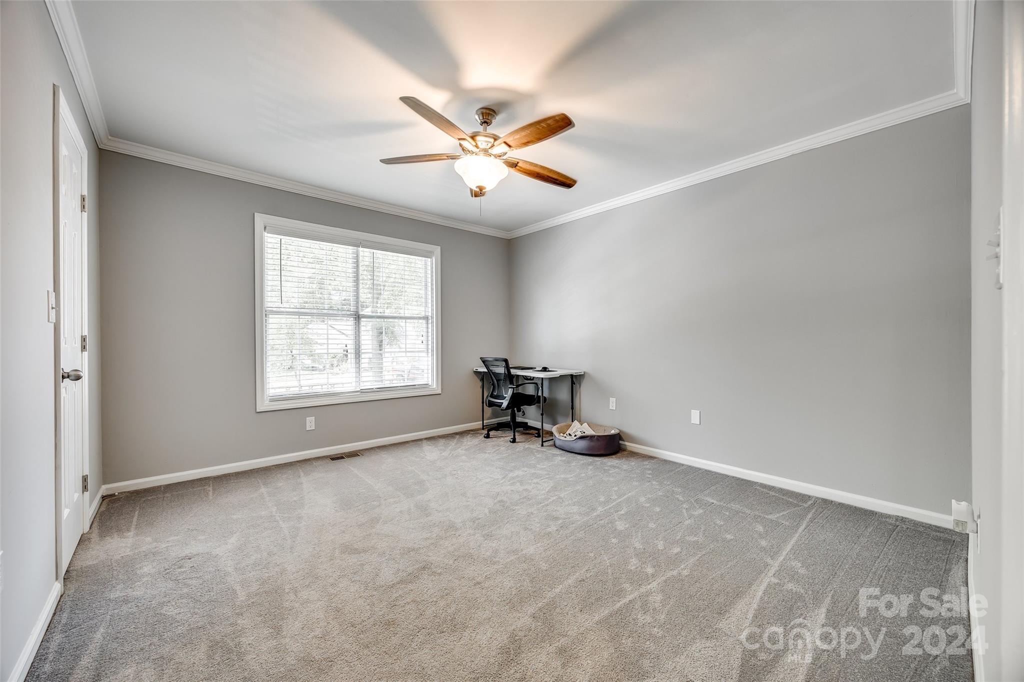 Manor Lake - Residential